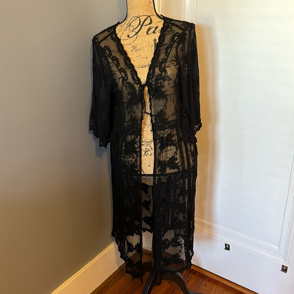 Lace kimono